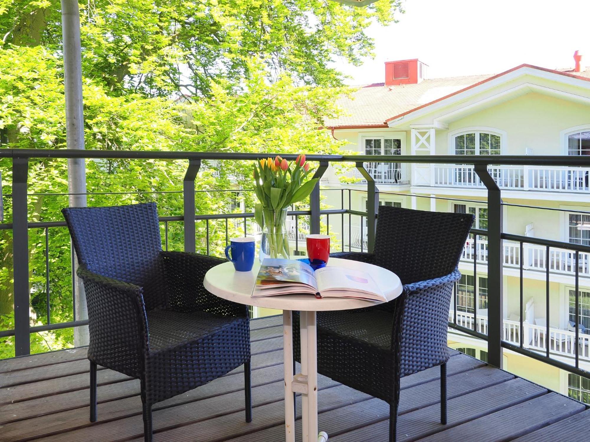 Kaiservillen Heringsdorf - Ferienwohnung Mit 1 Schlafzimmer Und Balkon D132 Luaran gambar